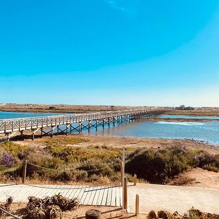 Beautiful Apartment For Rent In Quinta Do Lago With Excellent Resort Facilities Close To Lake And Beach. Exteriör bild