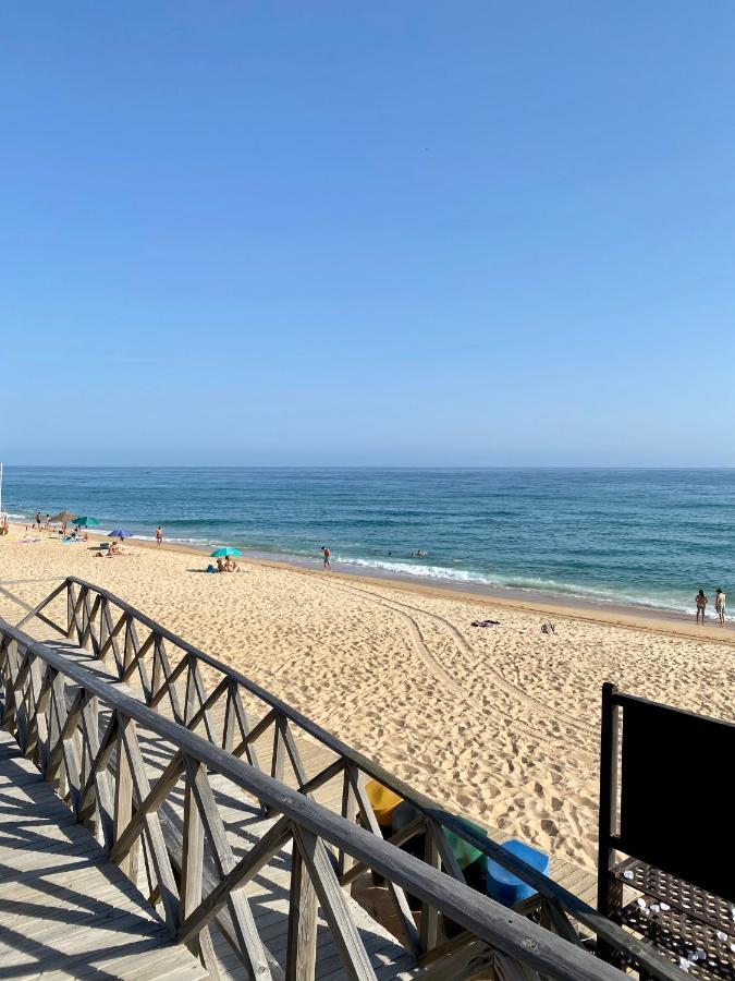 Beautiful Apartment For Rent In Quinta Do Lago With Excellent Resort Facilities Close To Lake And Beach. Exteriör bild