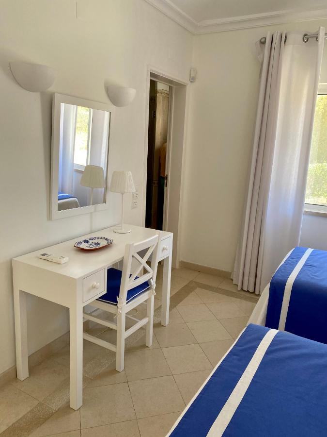 Beautiful Apartment For Rent In Quinta Do Lago With Excellent Resort Facilities Close To Lake And Beach. Exteriör bild